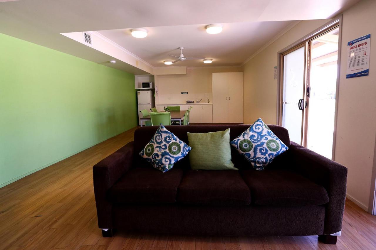 Gold Coast Performance Centre Hostel Εξωτερικό φωτογραφία
